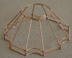 Carcasse Abat-jour LOBE coins creux