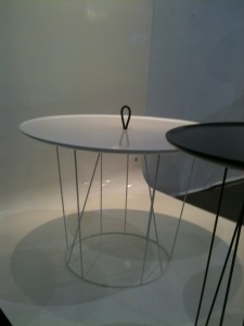 Pied de table blanc pour Superette