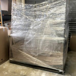 Emballage de luminaires en métal, prêts pour l'expédition